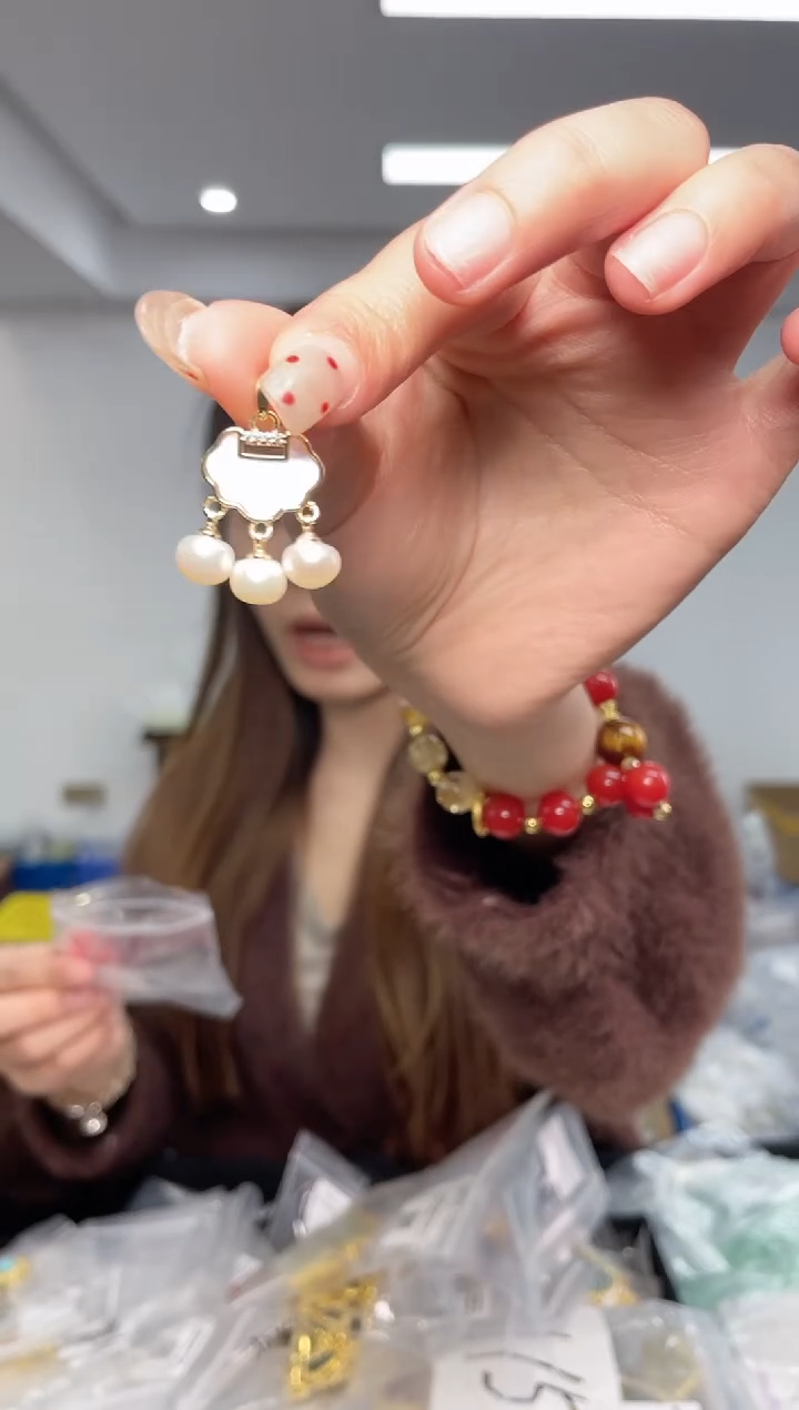 【闪购商品】淡水珍珠·未镶嵌（多样性单个发货）