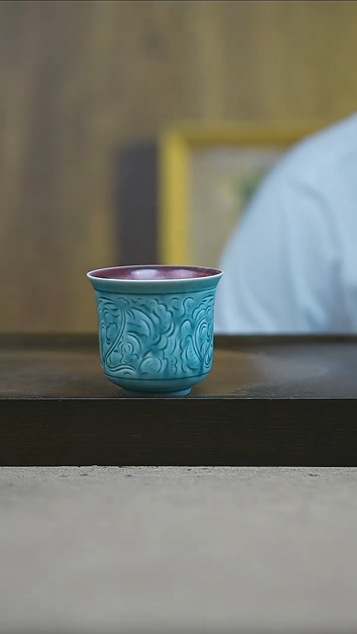 摆件景德镇胭脂扣高脚杯