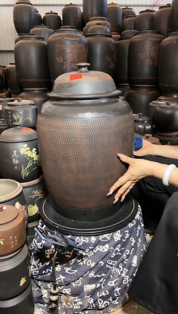 壶完品茶缸 将军 跳叨 高53cm 013