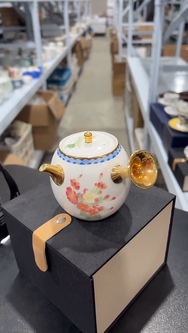 杯子骨瓷（原盒）侧把壶一个