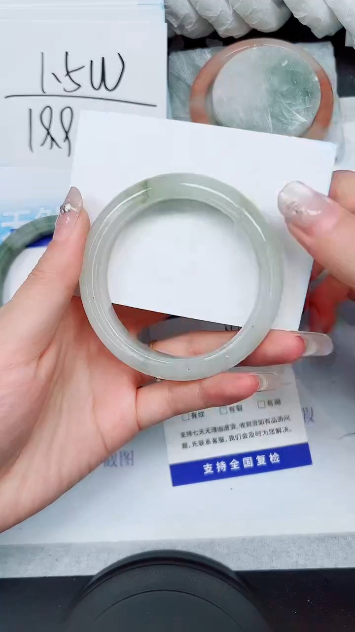 【闪购商品】石英质玉手镯未镶嵌A144-56·57·