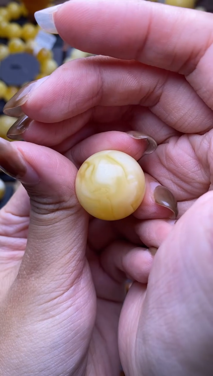 【闪购商品】琥珀裸石未镶嵌大小姐珠宝严选160