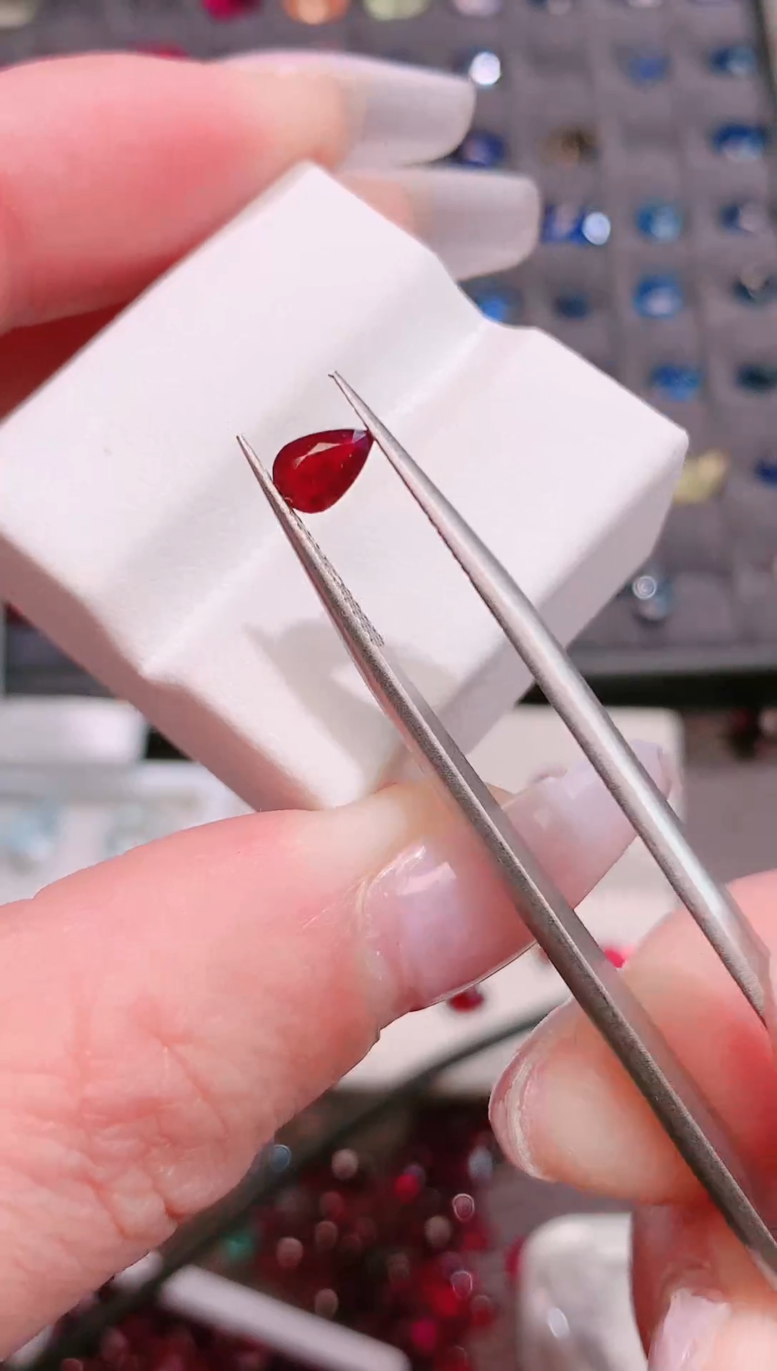 裸石红宝石水滴0.55ct