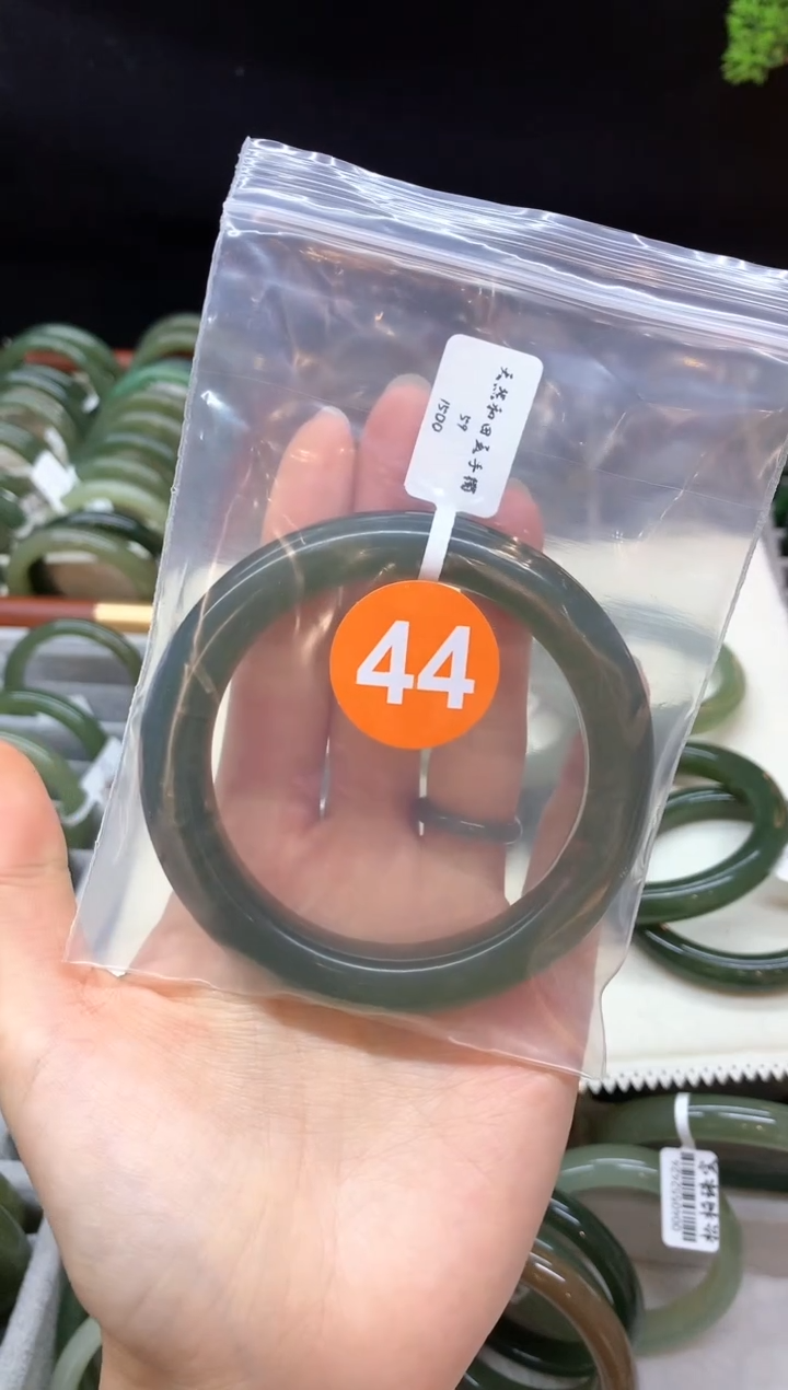 未镶嵌手镯和田玉麻***虾手镯4