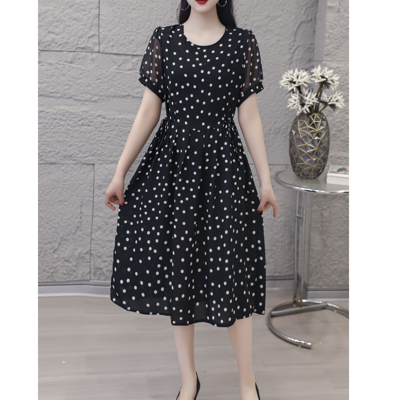 气质小波点经典连衣裙时尚优雅修身显瘦休闲连衣裙子