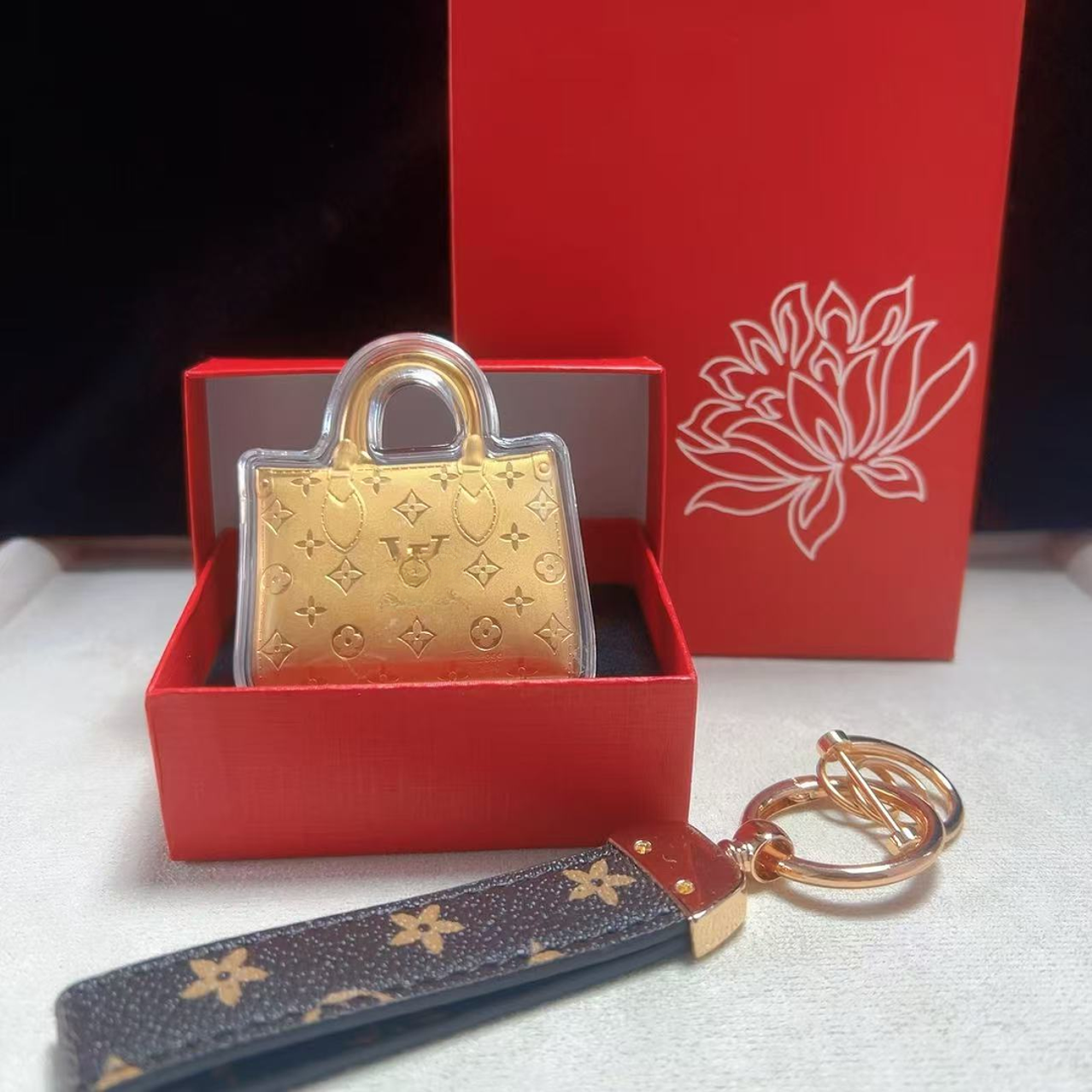 含金工艺品升级款【含金】包包手机挂件包挂件送闺蜜送妈妈
