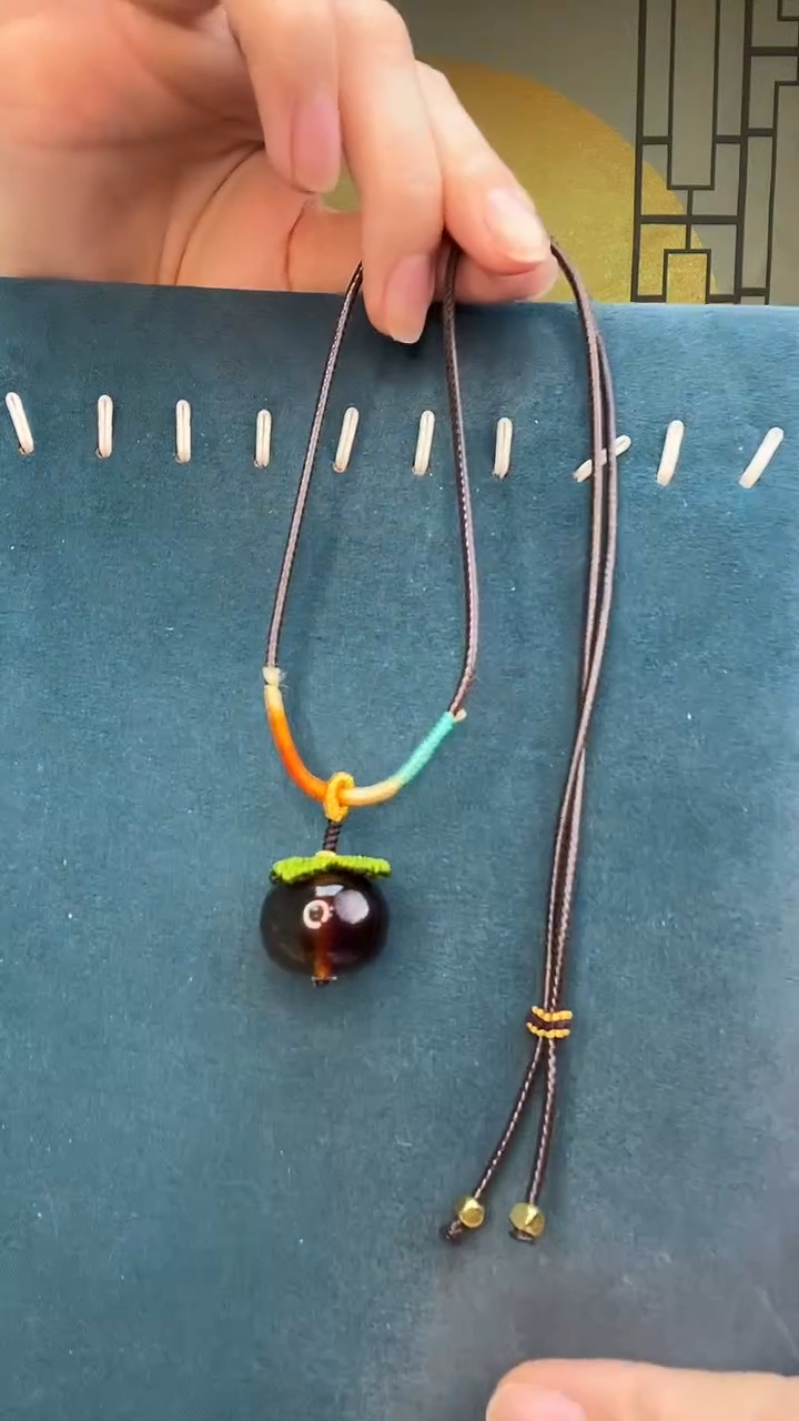 裸石琥珀未镶嵌红蓝珀A3271