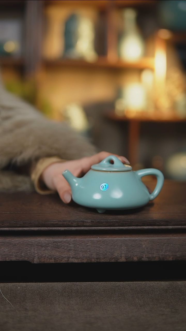 【闪购商品】杯仿古天青石瓢壶瑕97