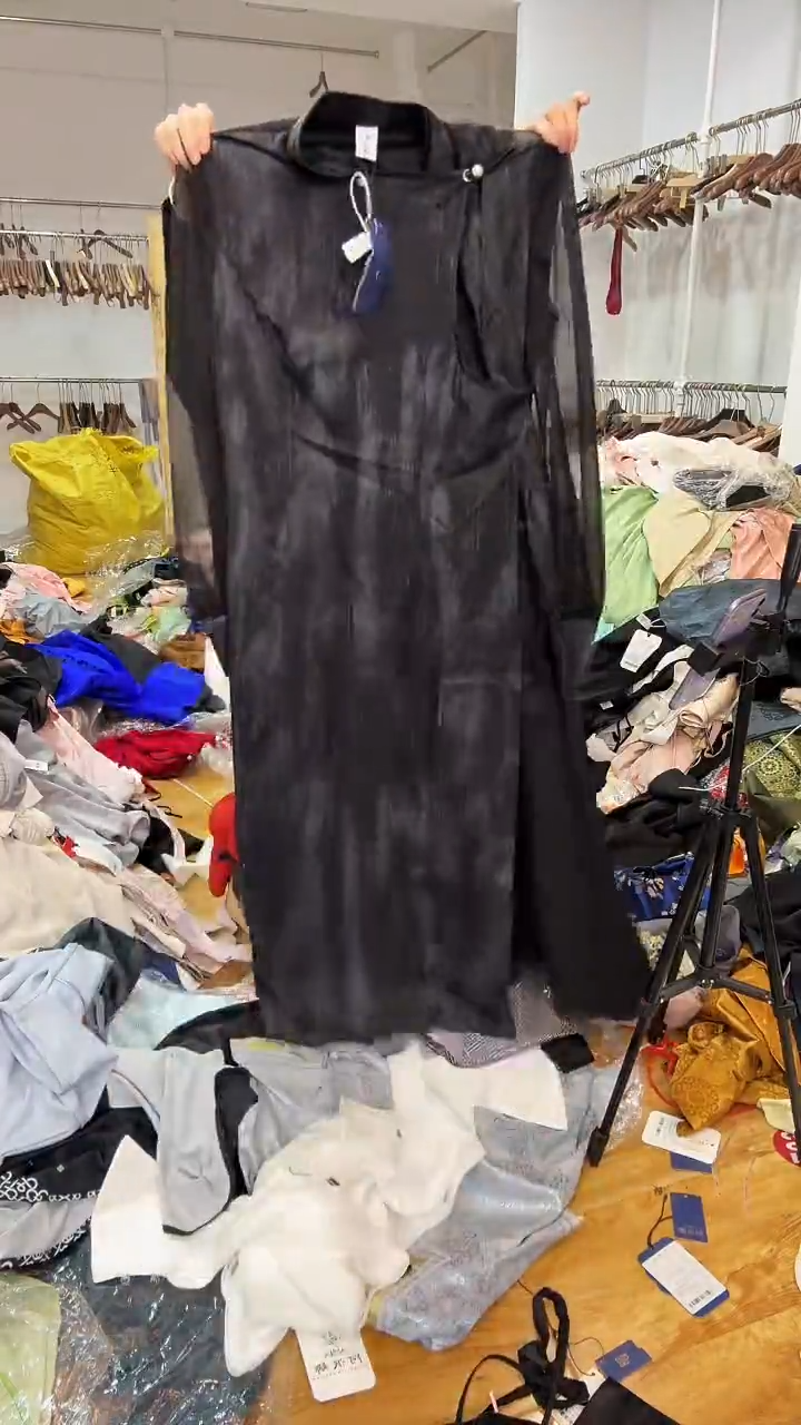 M码       90-105斤   无腰带  裙子