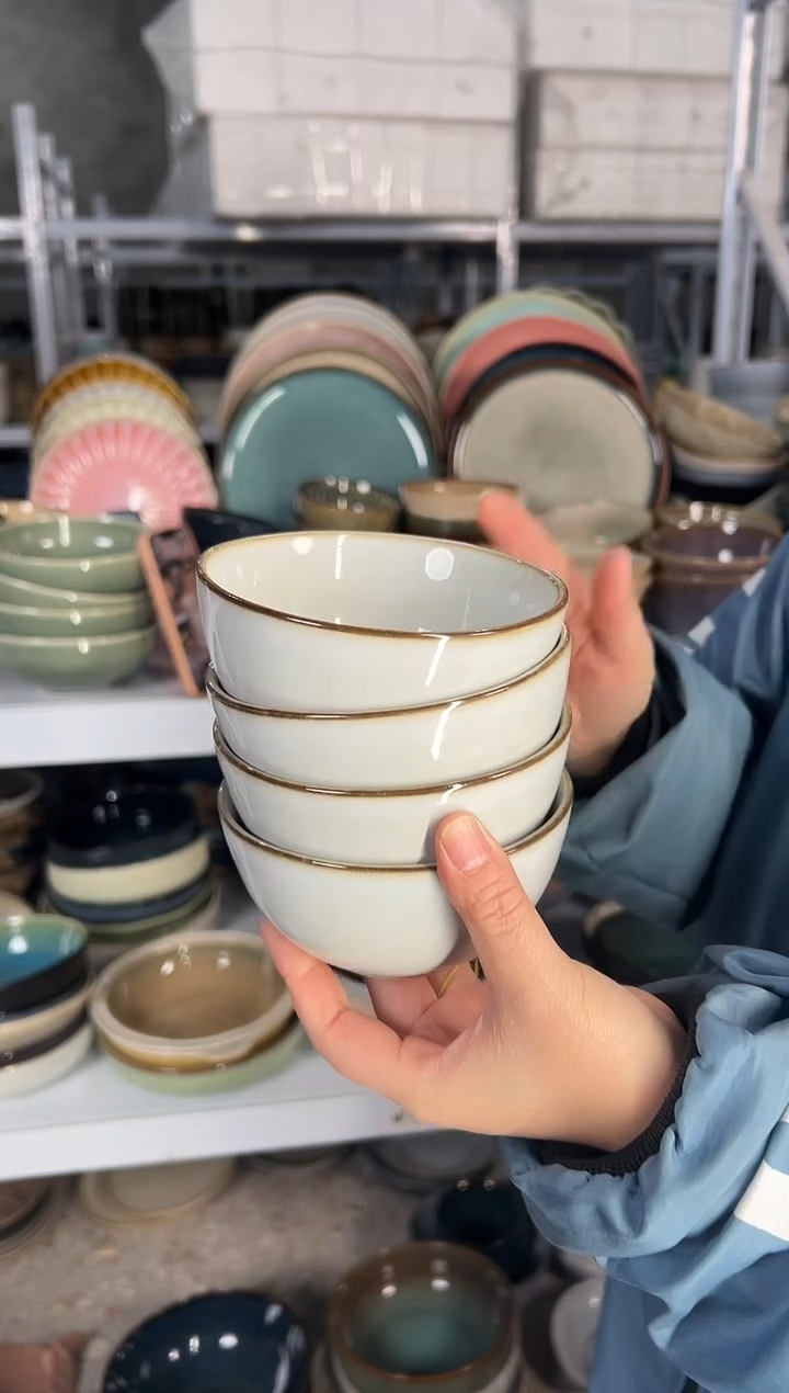 陶瓷外贸尾货瑕疵满20包邮X4米饭碗C1B