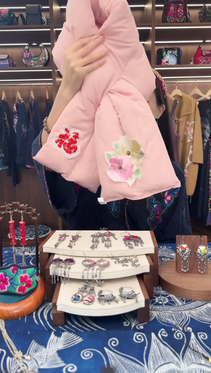 织绣L64黔东南苗族刺绣