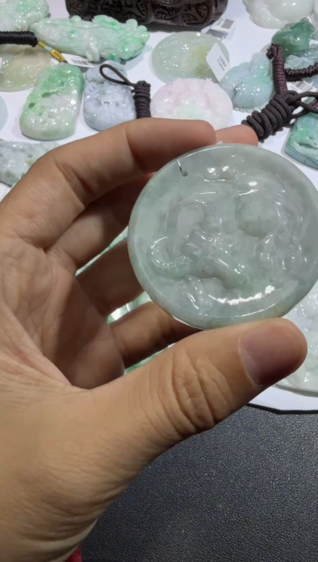 【闪购商品】翡翠颈饰未镶嵌00009643