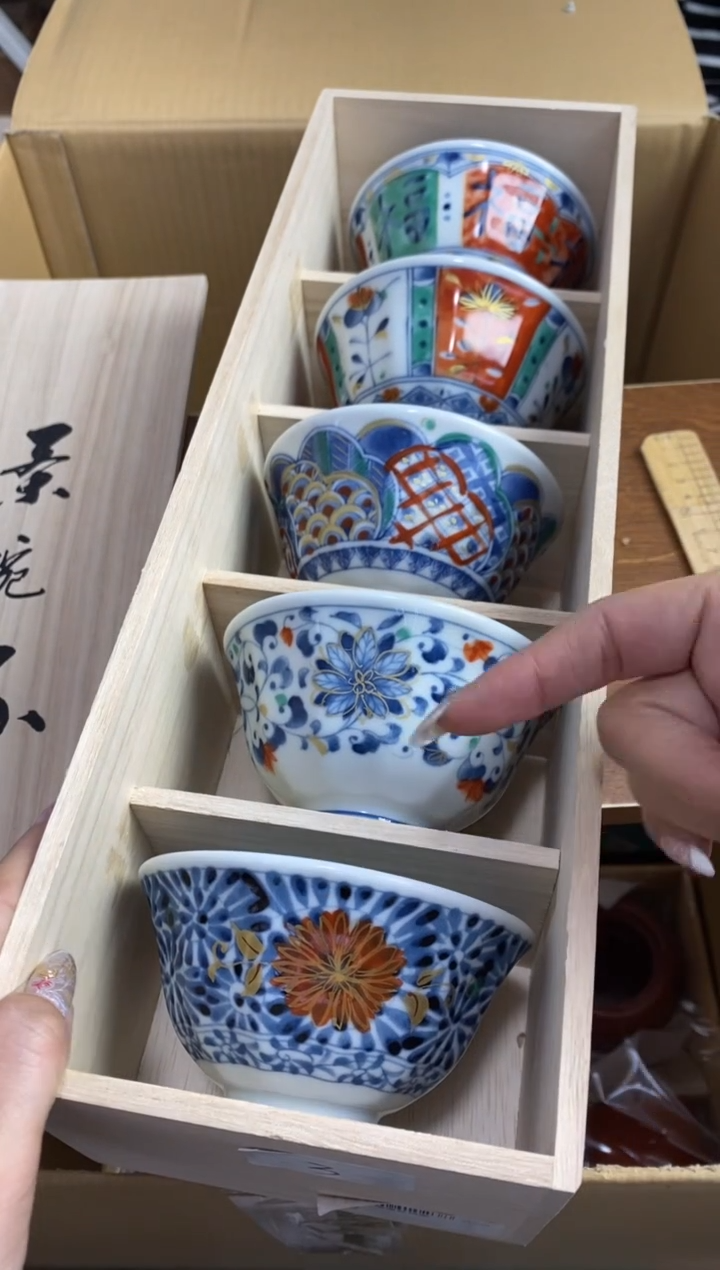 【闪购商品】瓷片隆莲瓷器欢迎大家