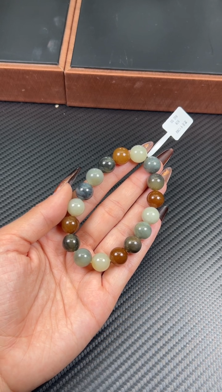 未镶嵌手串和田玉若羌微色差卡12