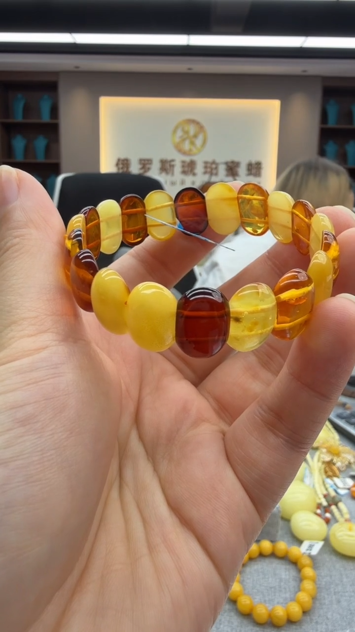 手链琥珀未镶嵌4秒拍号 假一罚三