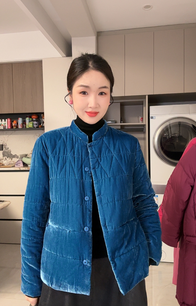月月自制 丝绒立领宽松柔软棉服外套女