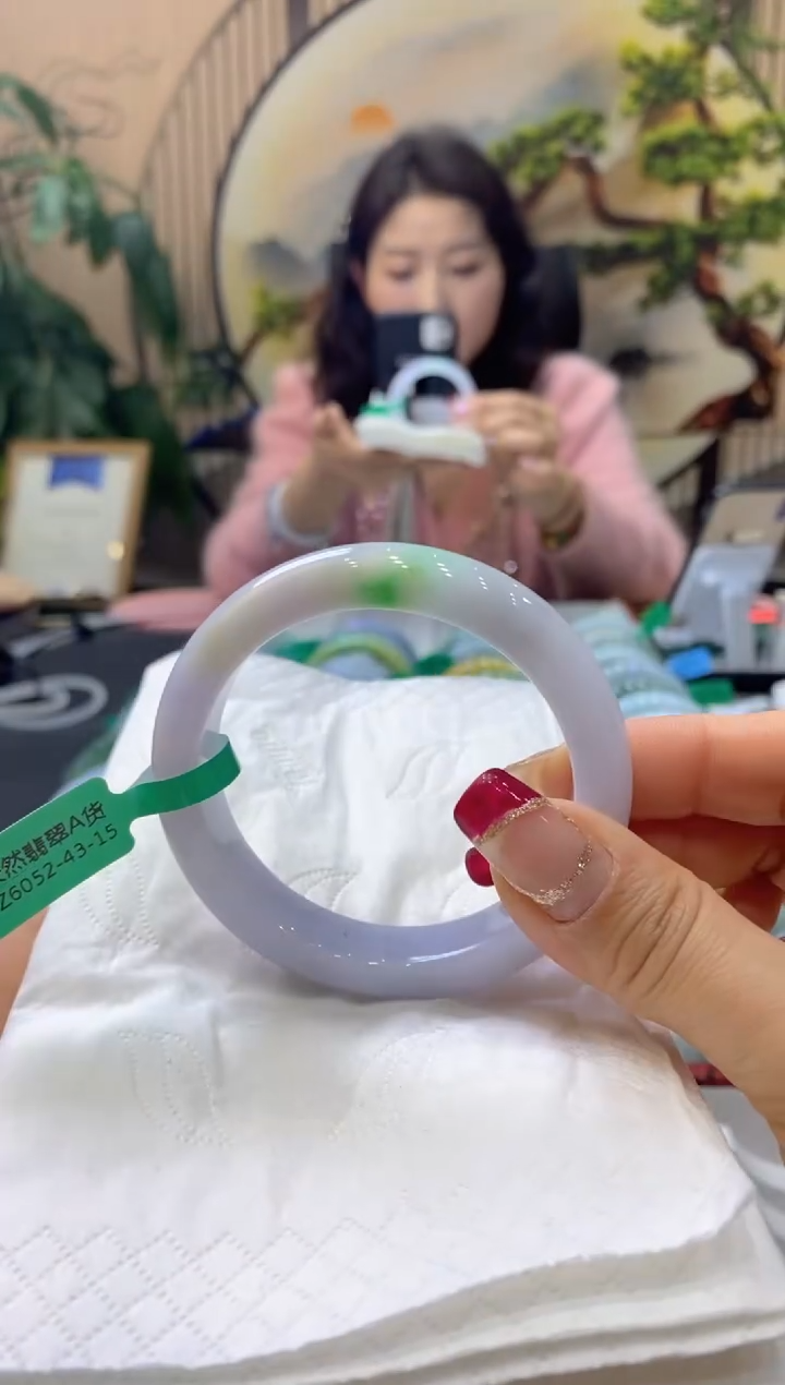 【闪购商品】翡翠手镯未镶嵌99905553