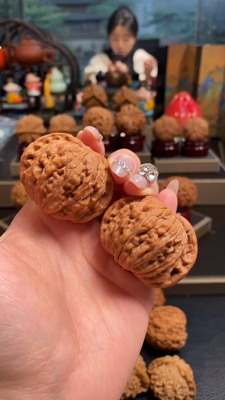 【闪购商品】文玩核桃把件K117四座楼45