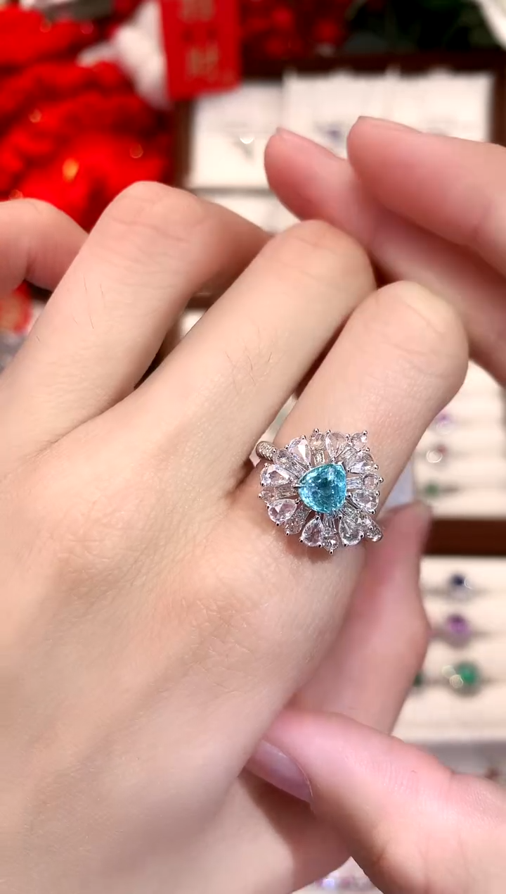 【闪购商品】帕拉依巴碧玺戒指18K金镶嵌1.08ct/天然宝石