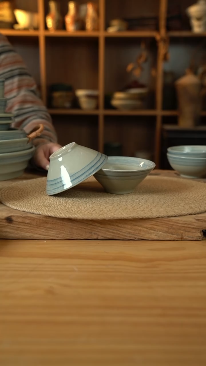 青云系列的4.8英寸斗笠碗2个