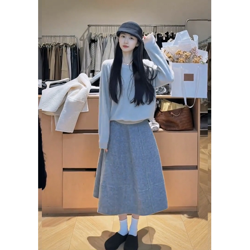 2025秋季新款韩系设计感宽松圆领长袖毛衣上衣气质高腰显瘦半身裙