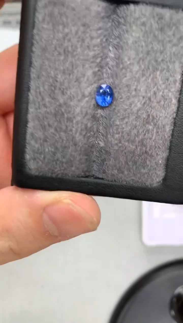 【闪购商品】蓝宝石裸石未镶嵌14-11 蓝宝裸石