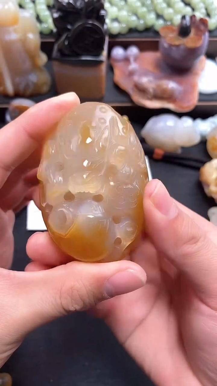 【闪购商品】玛瑙/玉髓手把件未镶嵌1