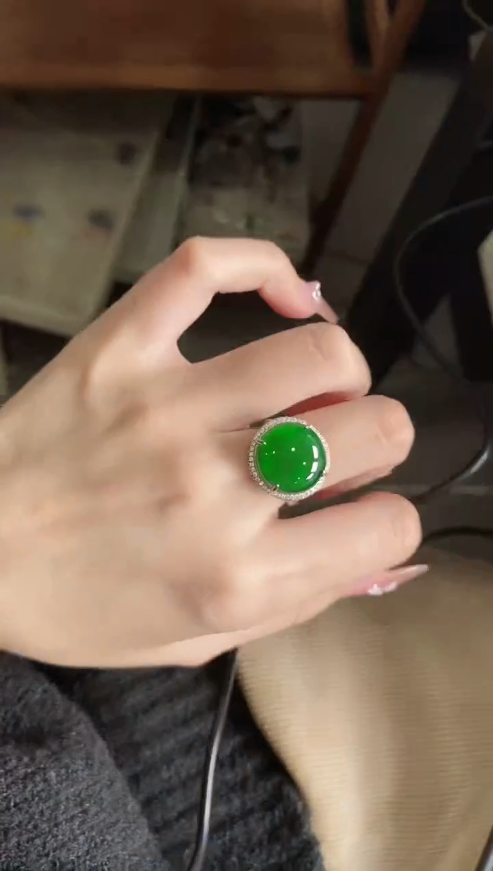 【闪购商品】翡翠戒指银S925镶嵌51511