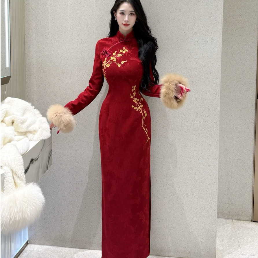 LHMknk1画报夫人原创新中式高级刺绣梅花过年红旗袍 金梅报喜长袖