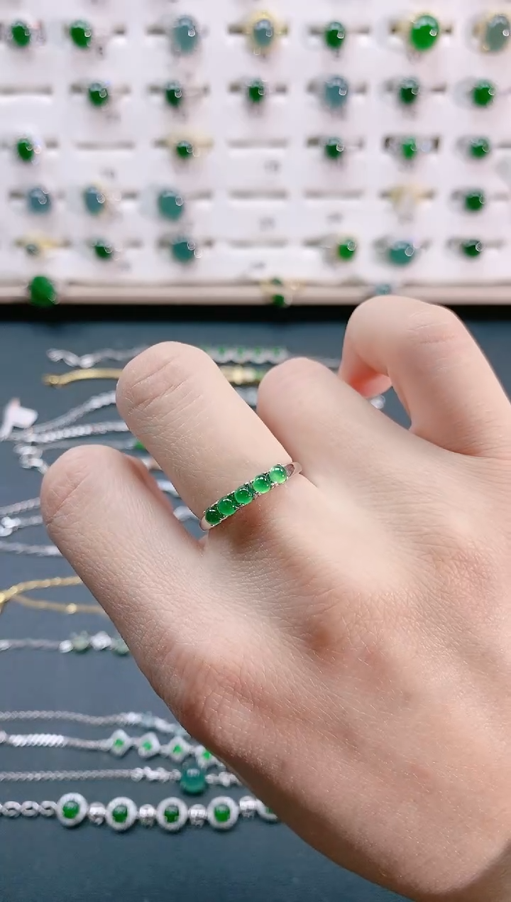 【闪购商品】翡翠戒指银S925镶嵌天然翡翠