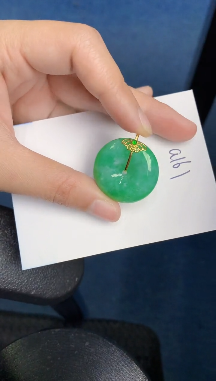 【闪购商品】翡翠颈饰18K金镶嵌000000000