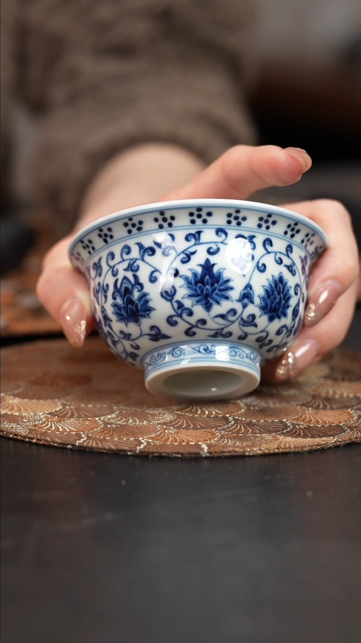 【闪购商品】杯六邑山房缠枝杯