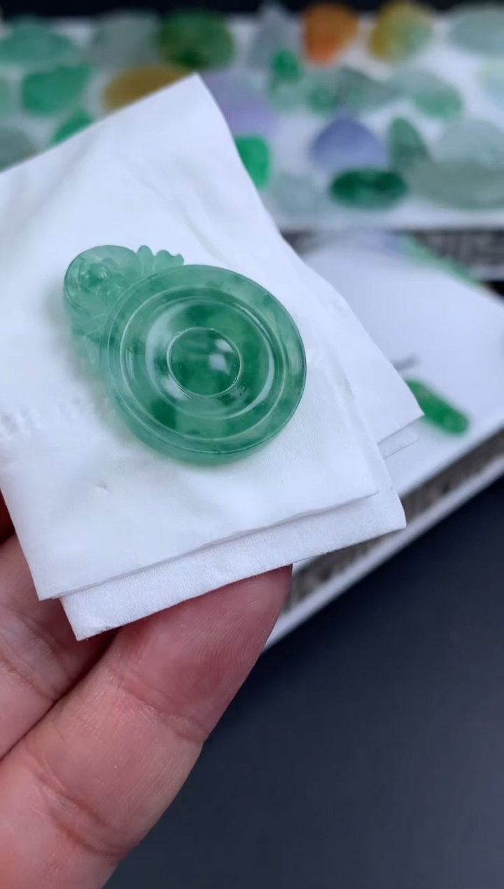 【闪购商品】定制翡翠未镶嵌翡翠