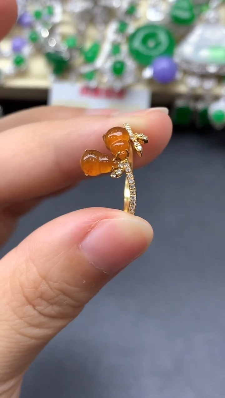 18K金镶嵌戒指翡翠210-中国好珍宝