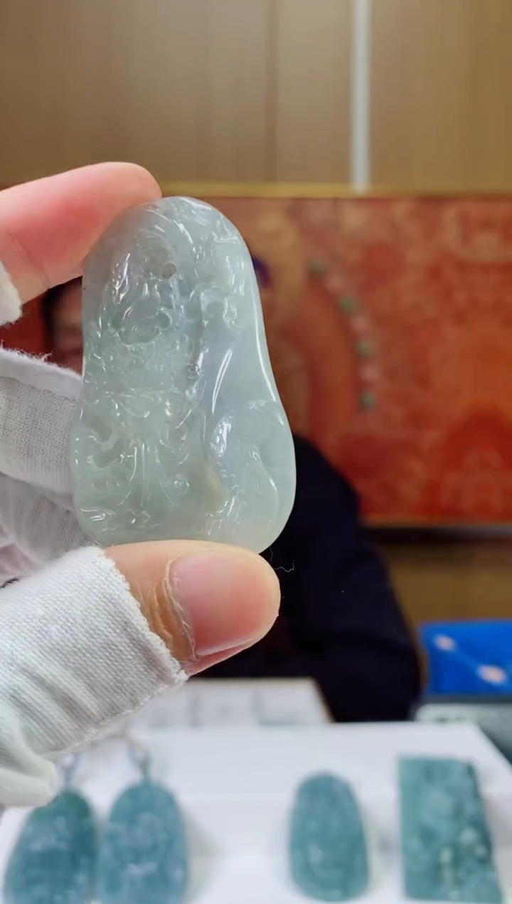 【闪购商品】翡翠颈饰未镶嵌翡翠