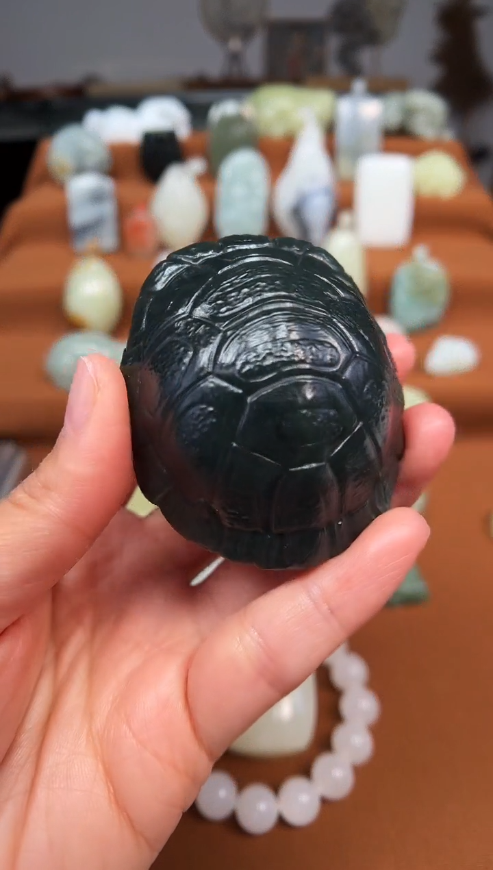 颈饰未镶嵌和田玉富甲天下