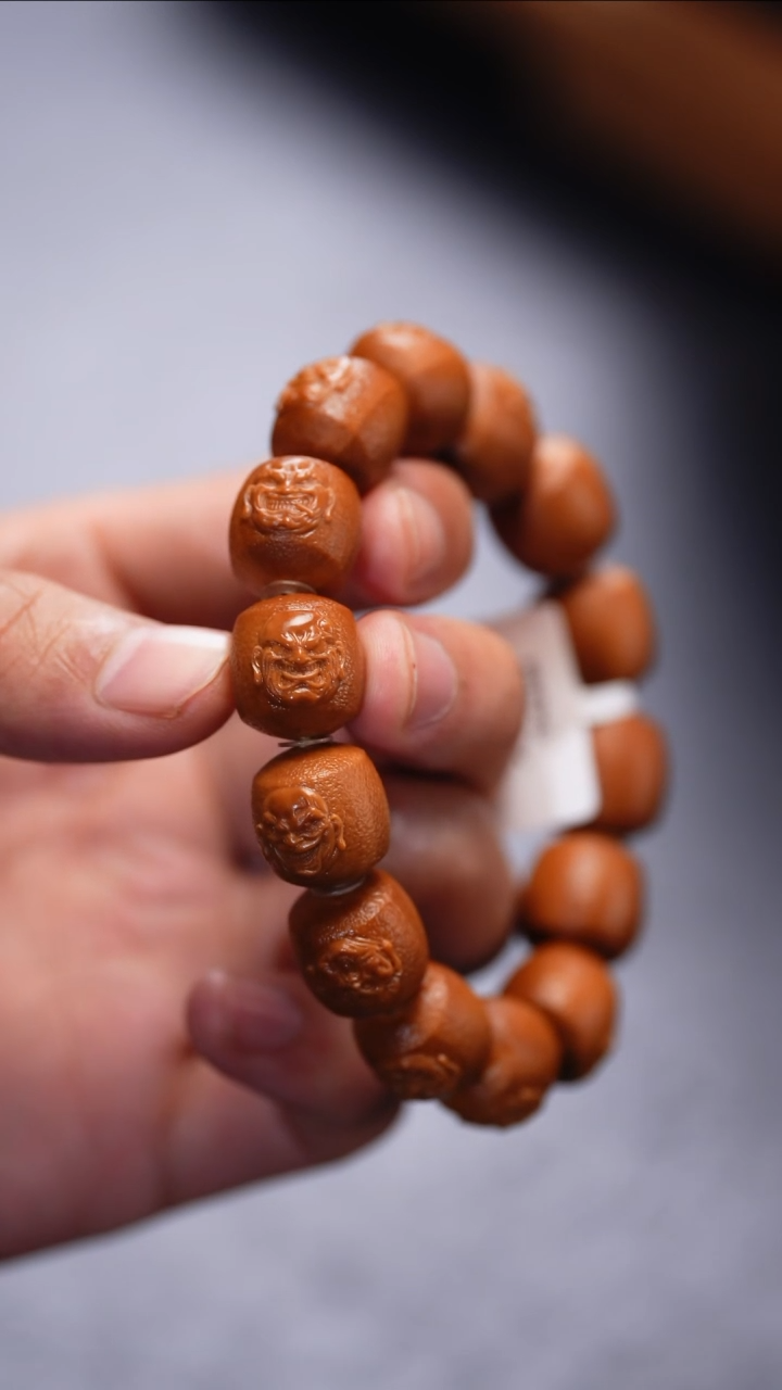 【闪购商品】橄榄核吊坠功利化