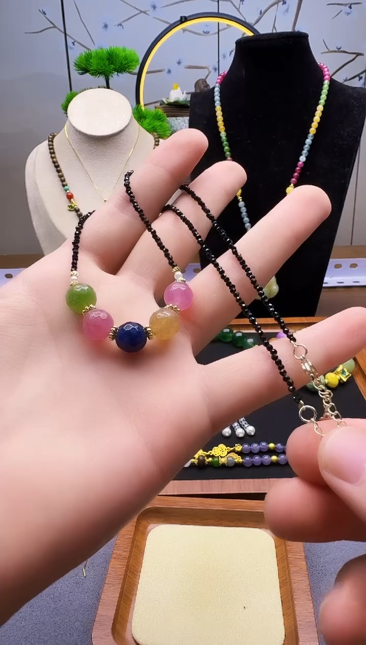 14K金镶嵌颈饰碧玺X82