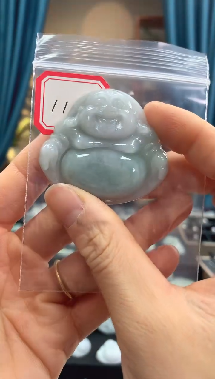 翡翠未镶嵌颈饰佛公111