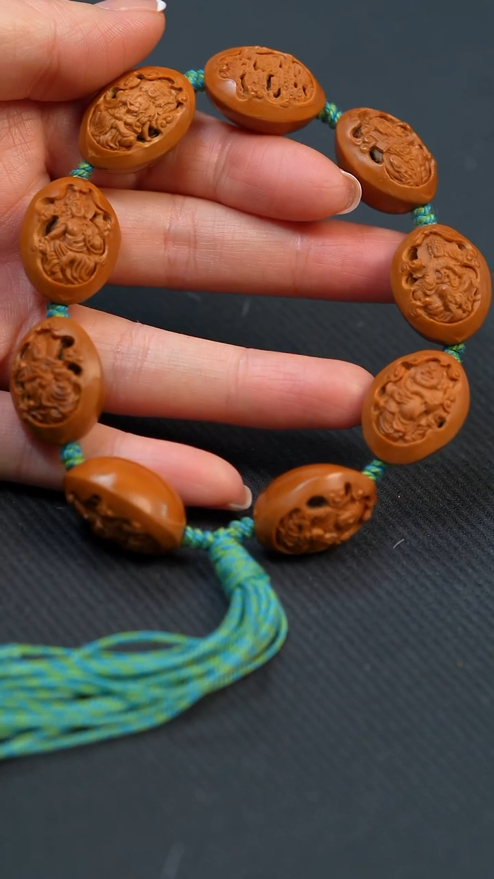 【闪购商品】橄榄核手串祥云万佛