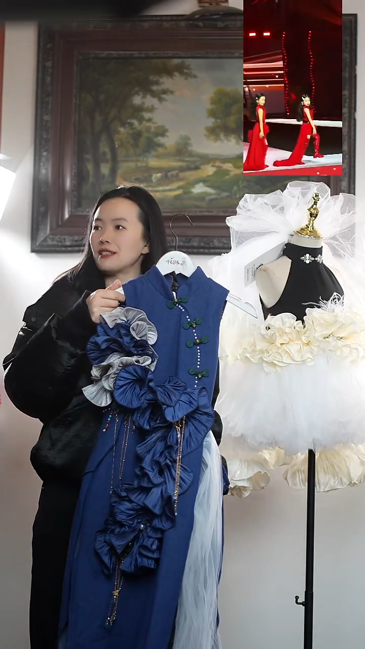 120连衣裙艺桐轩儿童朝服