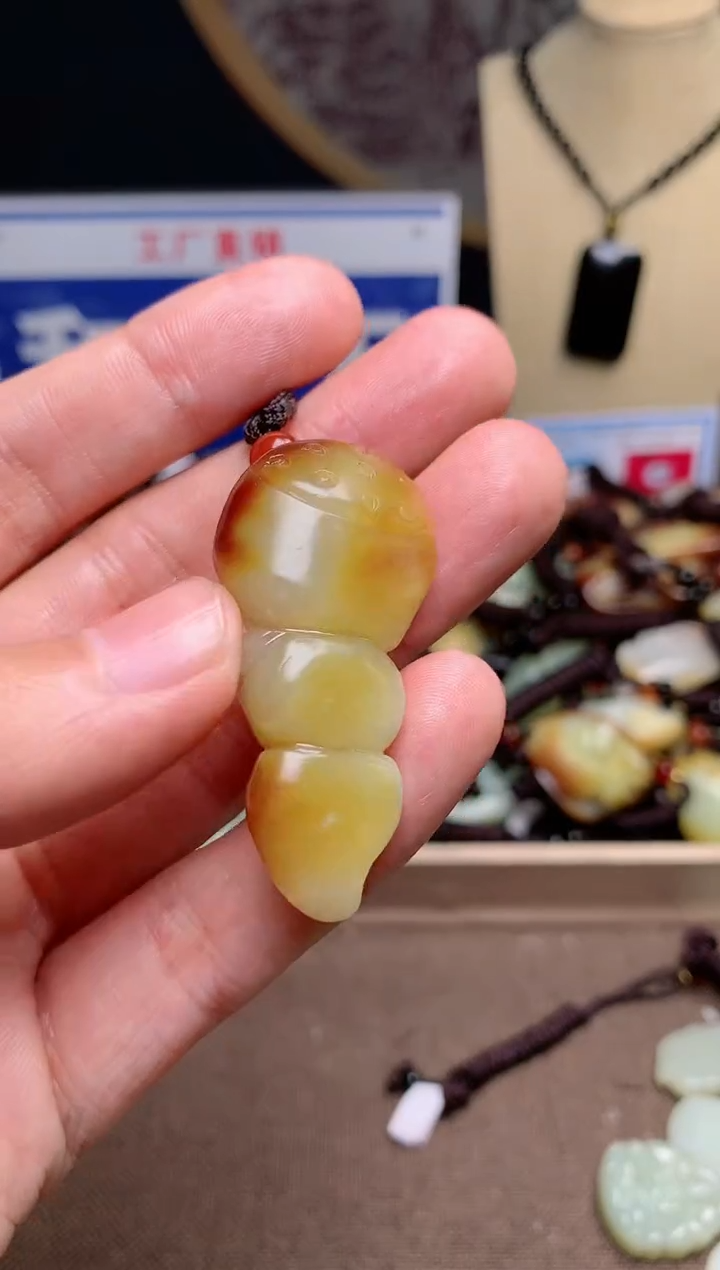 【闪购商品】和田玉颈饰未镶嵌1