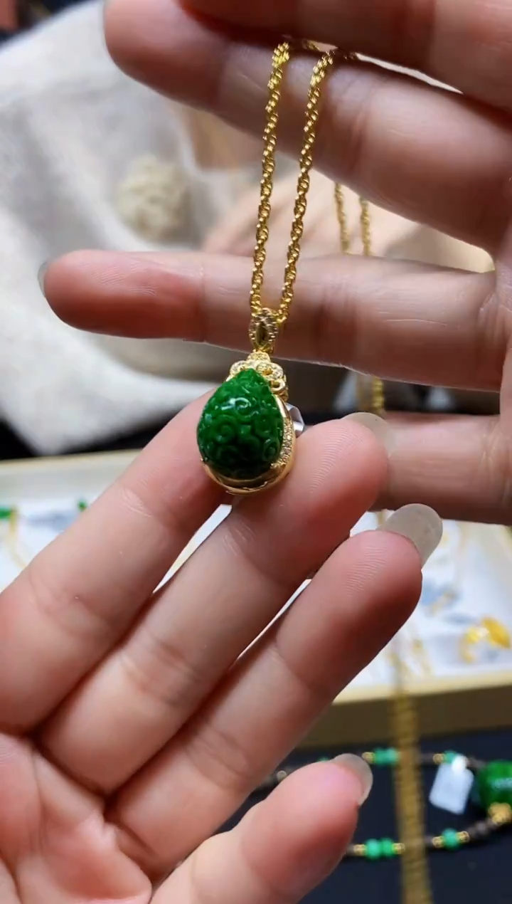 颈饰未镶嵌翡翠翡翠吊坠