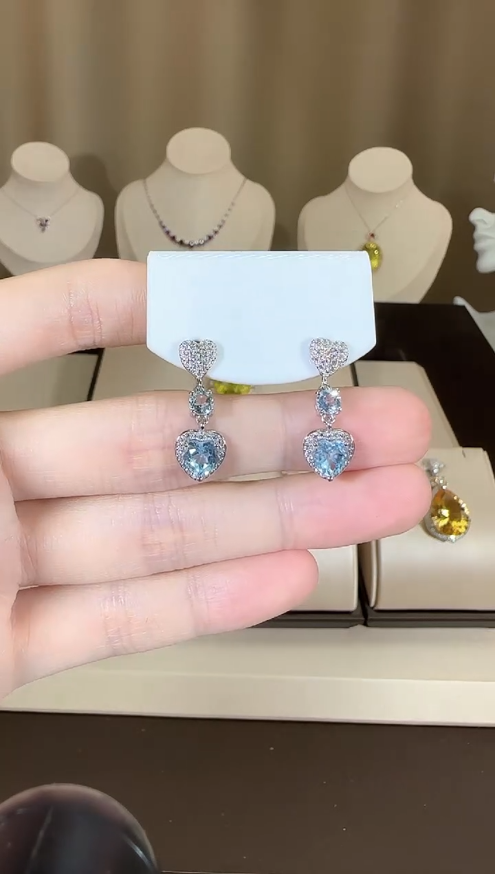 【闪购商品】托帕石耳饰银S925镶嵌6mm耳坠