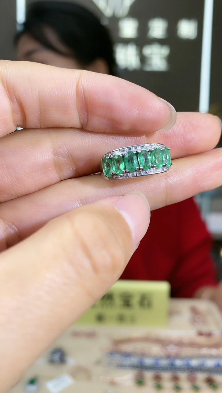 【闪购商品】祖母绿手饰银S925镶嵌手饰