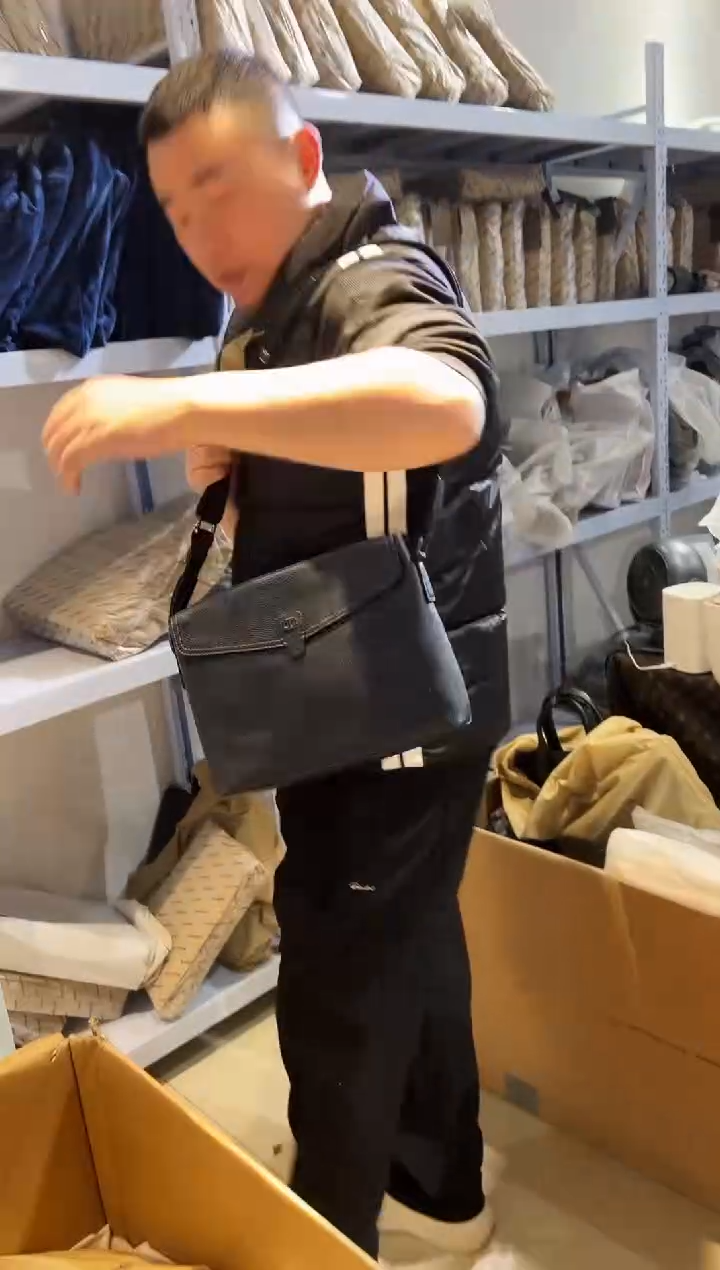 头层牛皮183品牌男包清货中（不要卡单，理性消费）