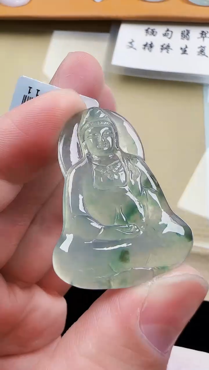 【闪购商品】翡翠颈饰未镶嵌翡翠