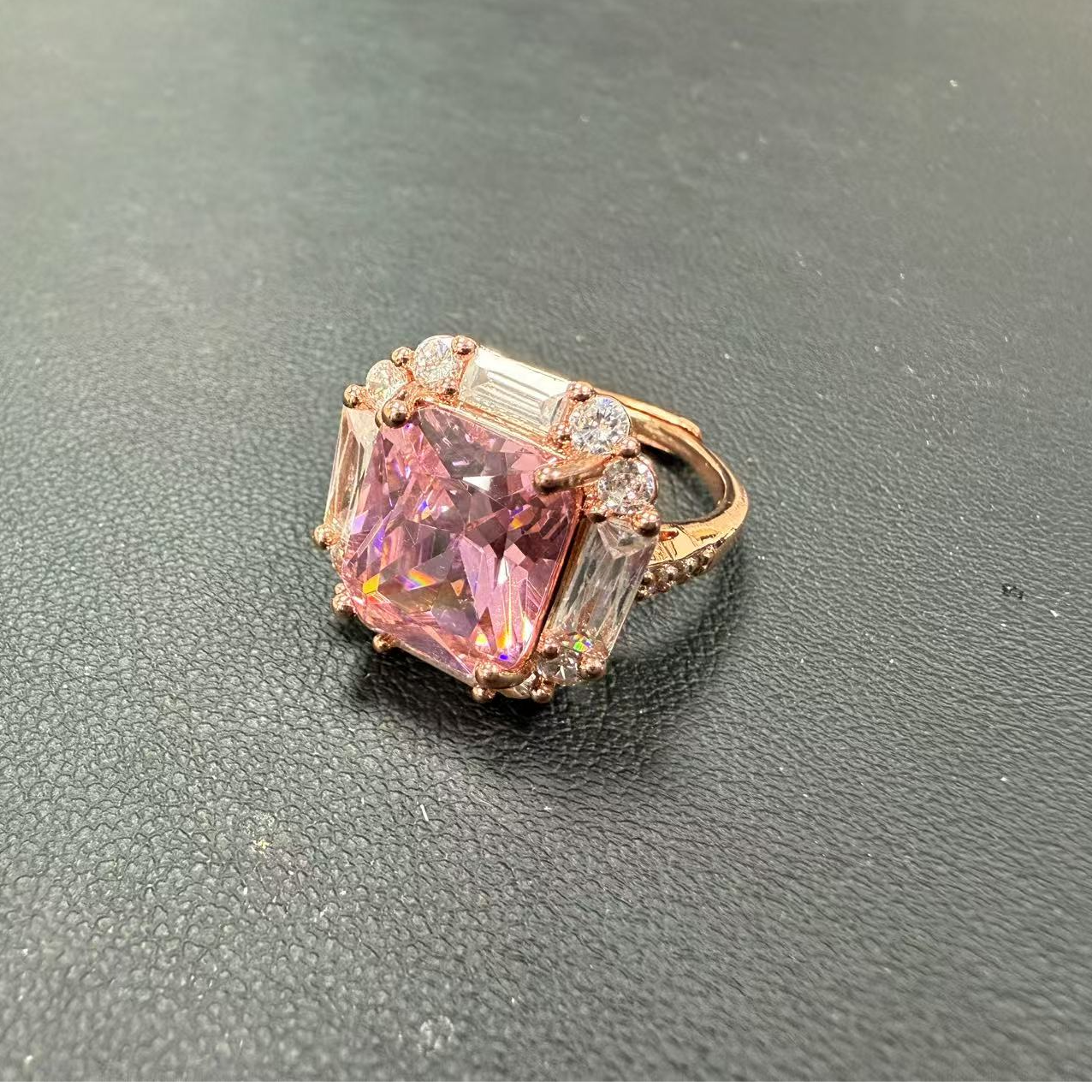 DYWW784 粉色戒指