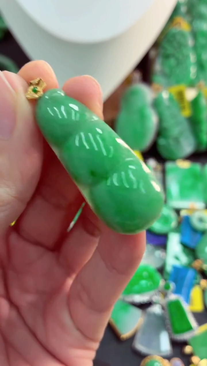 吊坠(不含链)18K金镶嵌翡翠天然缅甸翡翠A货