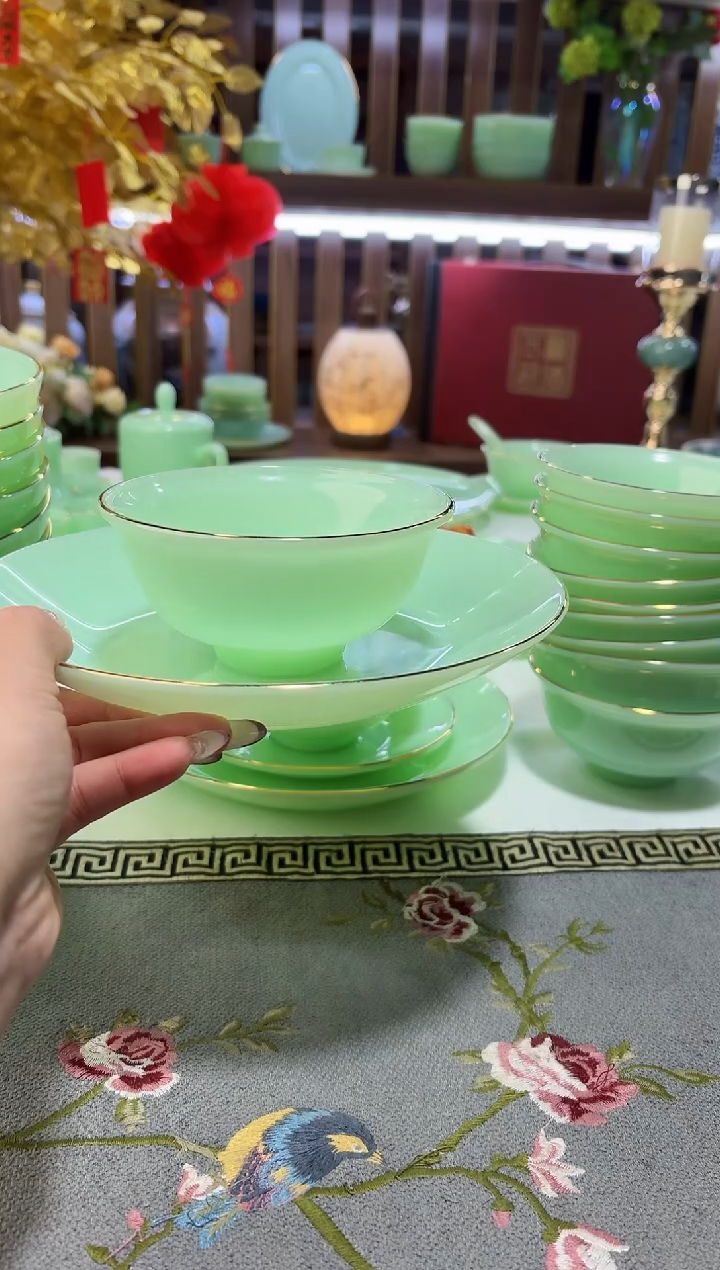 玉瓷4.5英寸碗10只8英寸盘10只